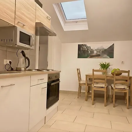 Отель Romantic And Family Zemlinski 9,10, 11 Пайербах